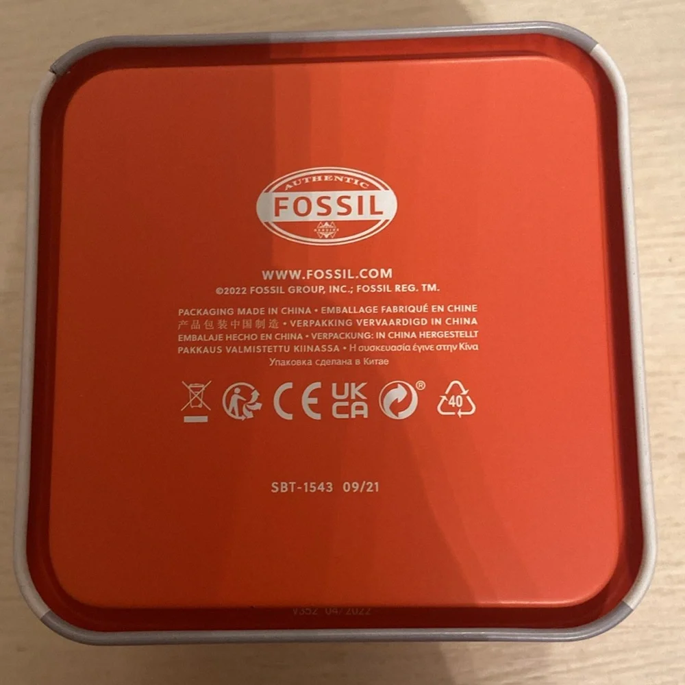 Fossil Tin Gift Box